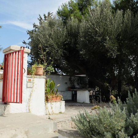 Trullo Chiari Di Bosco Vila Martina Franca Exterior foto