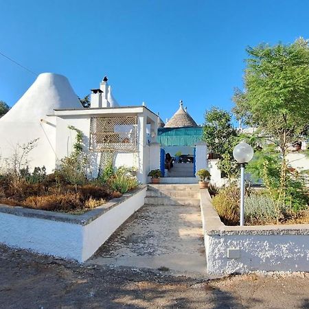 Trullo Chiari Di Bosco Vila Martina Franca Exterior foto